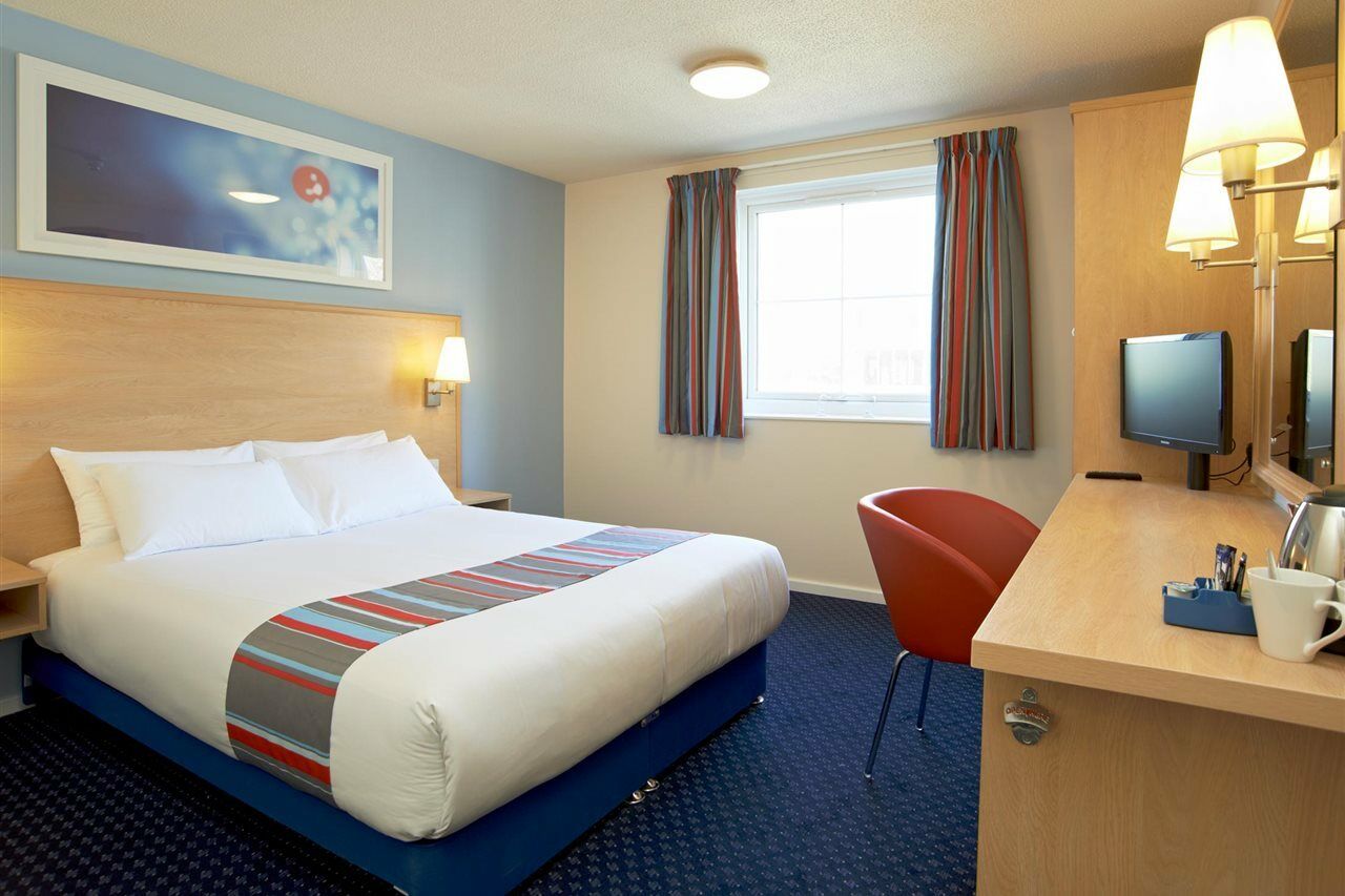Travelodge Bristol Severn View M48 Elberton Exterior photo